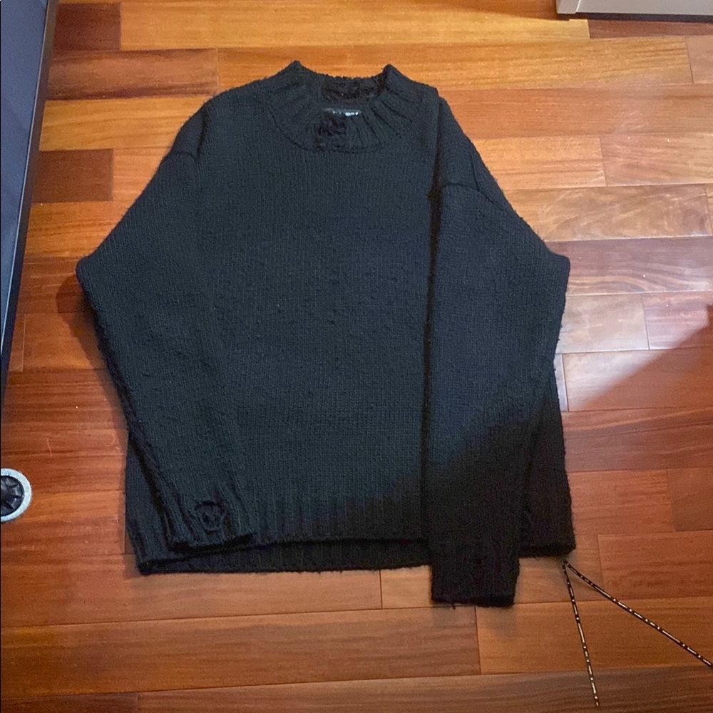 Mastermind World Black Skull Sweater